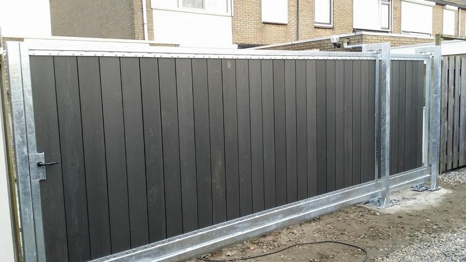 Poort met douglashout