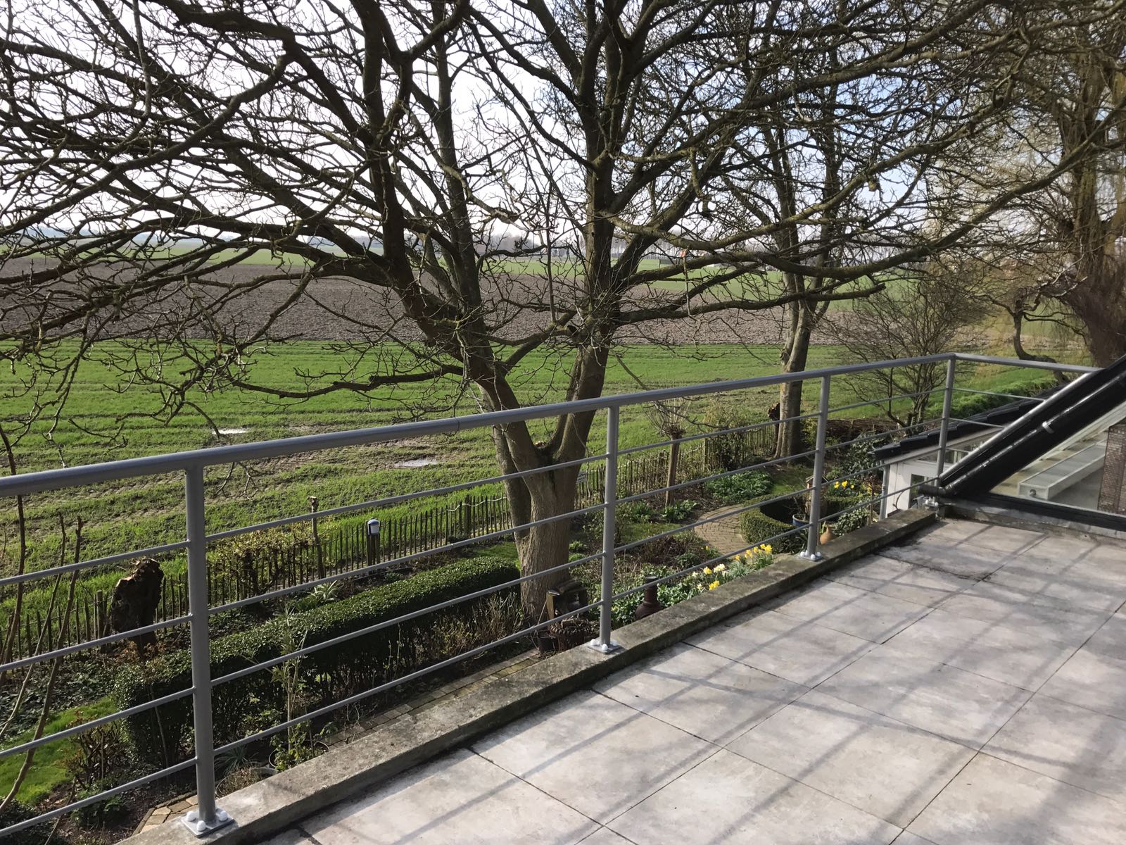 Hekwerk met knieregels