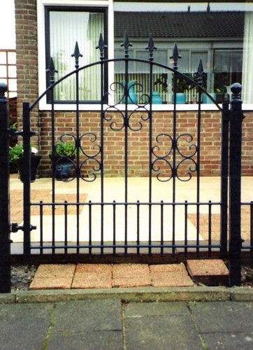 Looppoort op maat uit onze eigen fabriek!