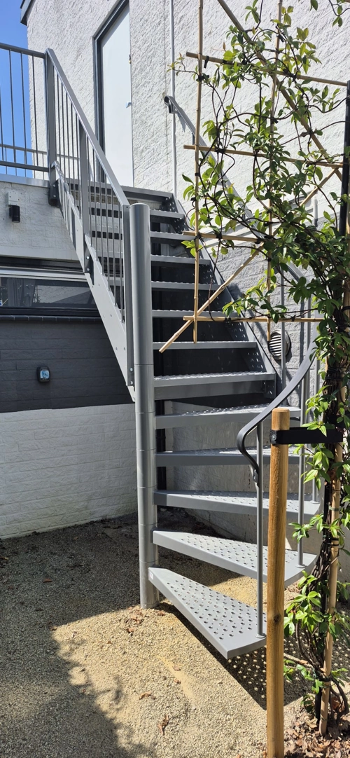 Buitentrap Railing Buitentrap, kwa - Trabo B.V.